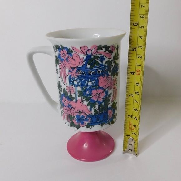Vintage ARNART 5th Ave Birds Floral Footed Pedestal Mug Coffee Tea Pink White - Picture 9 of 9